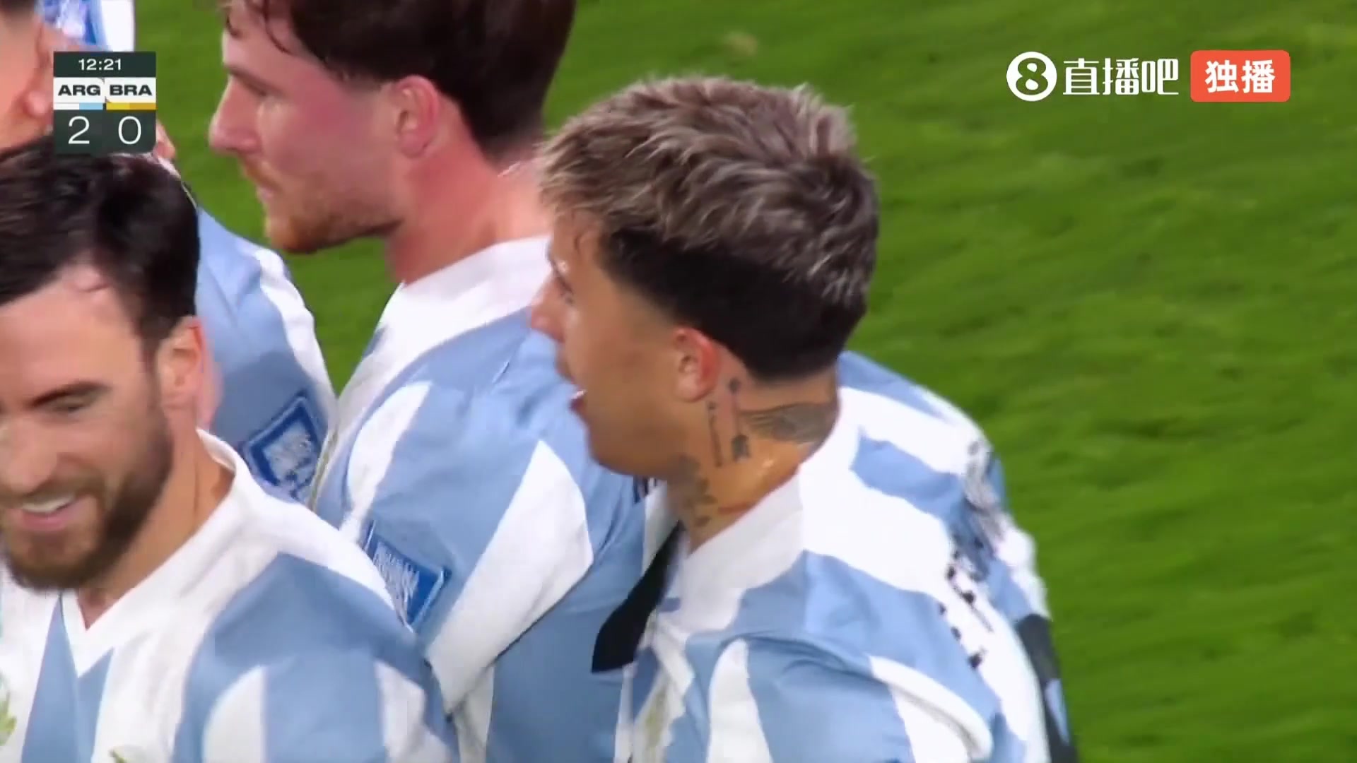 开场12分钟0-2落后阿根廷，维尼修斯无奈摇头?