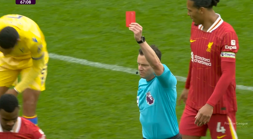 卫冕之路第一劫?邮报：赫拉芬贝赫将在下赛季英超前3轮停赛