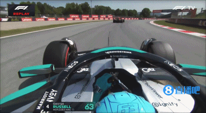 维斯塔潘谈和拉塞尔碰撞：本可以避免，但我不知道为什么撞上去了